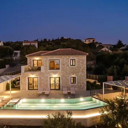 Majestic Stone Sea View Pool *